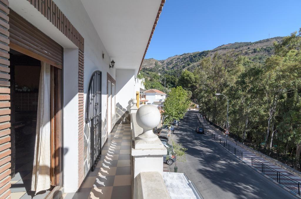 Lanjaron Rural Apartamentos Стая снимка